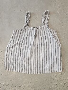 Ellen Tracy Striped Ruffle Strap Tank Top - White/Black Size M